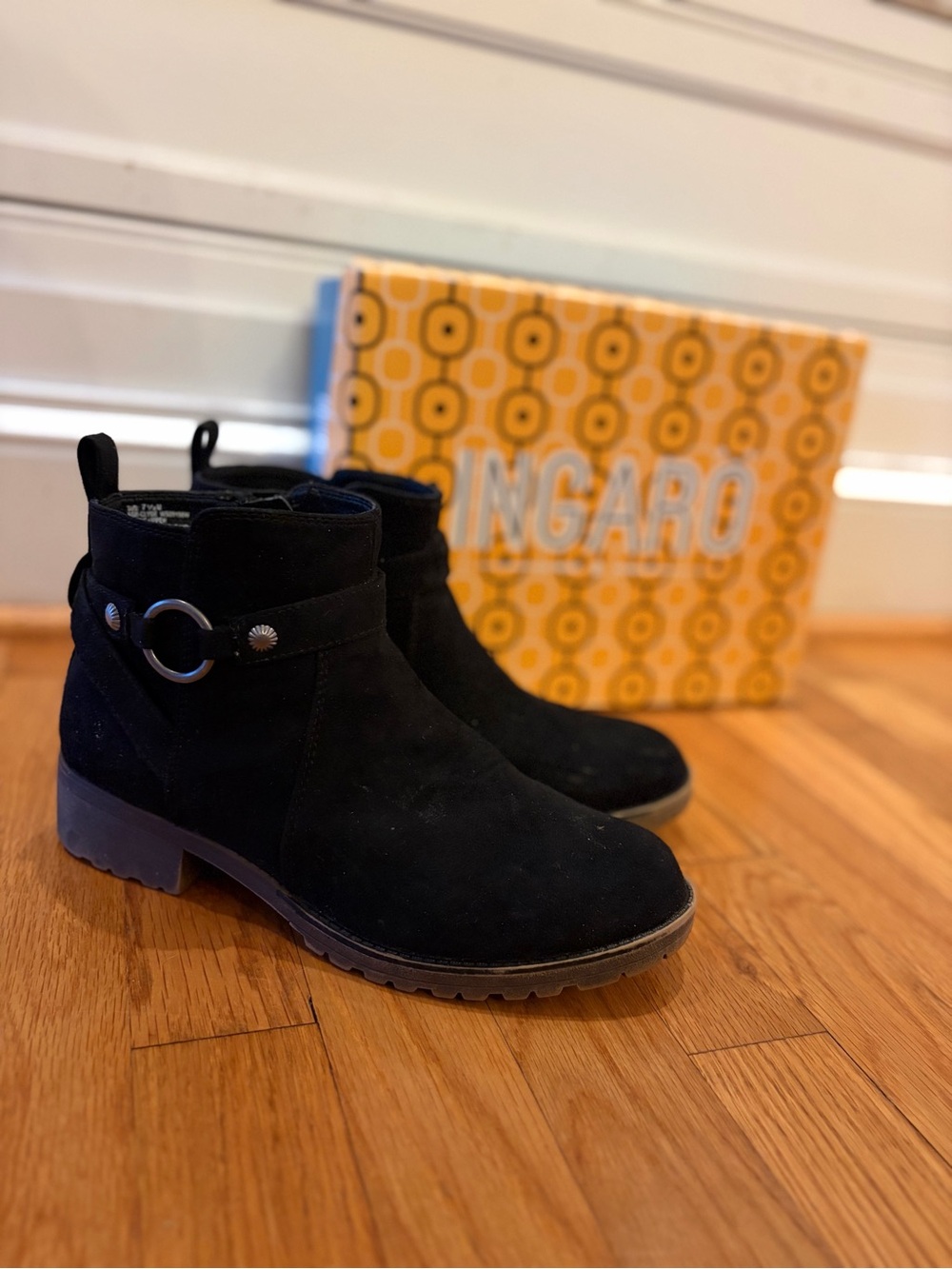 Women’s Size 7.5 Like New in Box Black Ankle Boots Booties by Ingaro Tabor Mushr
